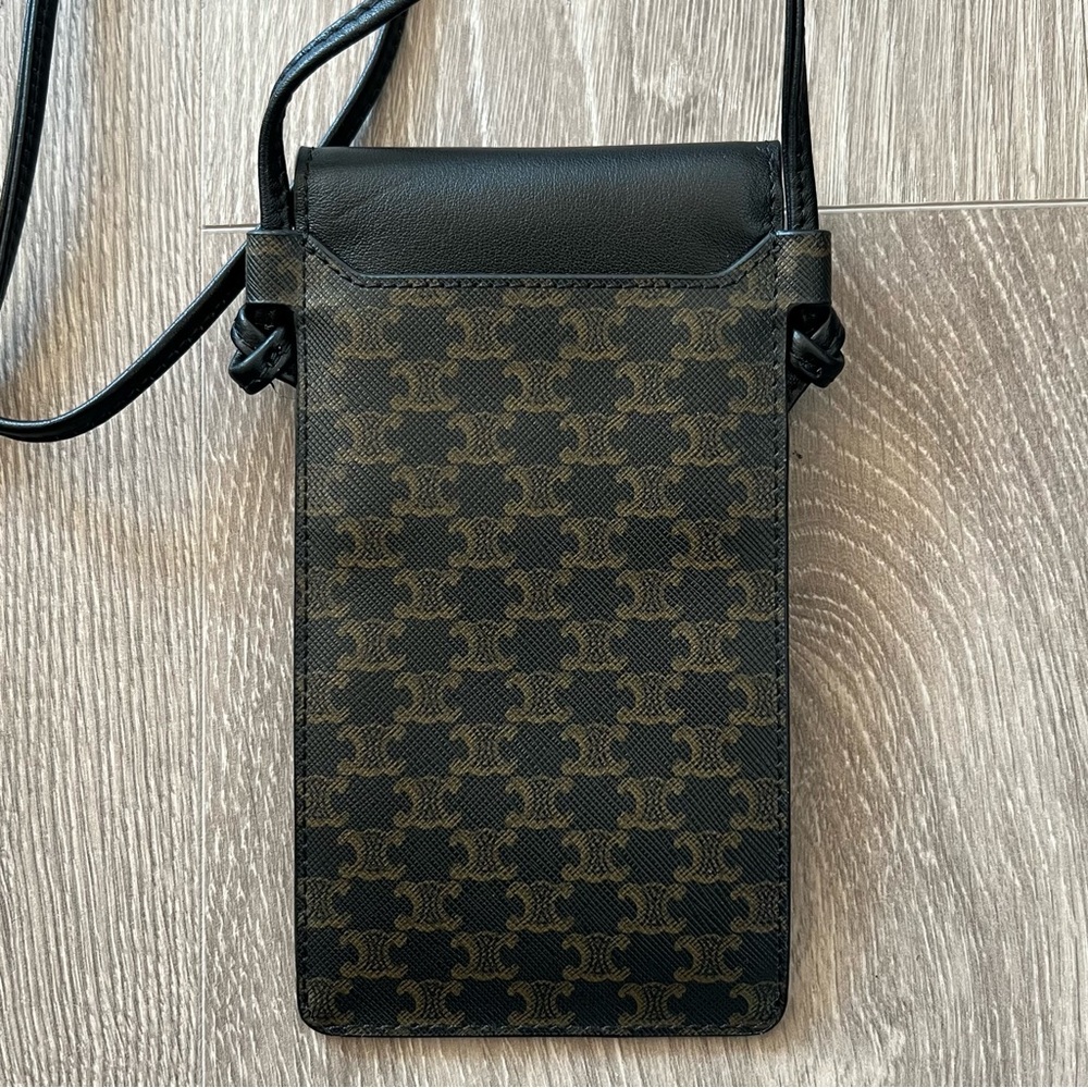 Celine × Hedi Slimane PHONE POUCH Bag WITH FLAP IN TRIOMPHE CANVAS AND LAMBSKIN - Picture 4 of 11